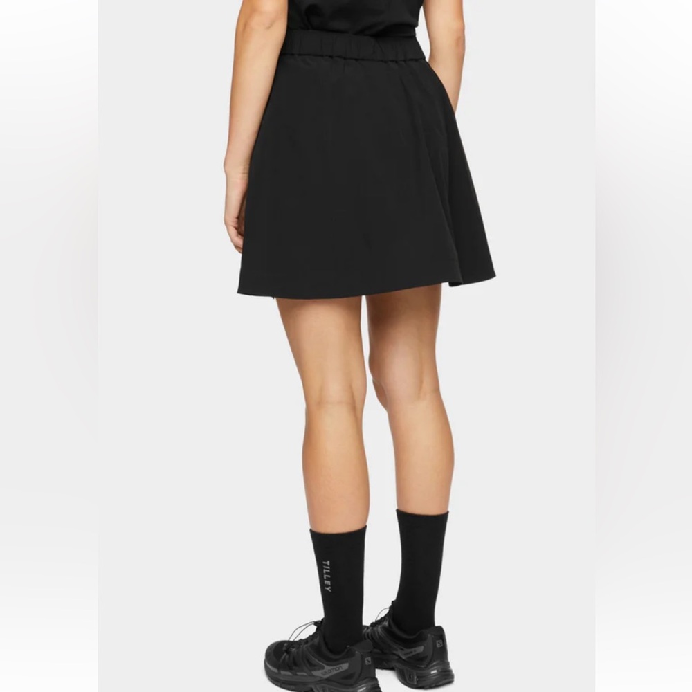 Tilley Ladies' Trek Skort Black UPF 50+ Stretch Ripstop Outdoor Skort Size L